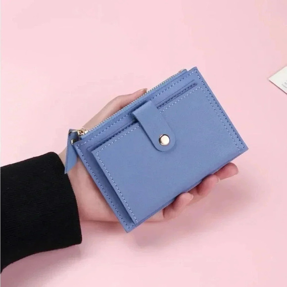 Handbags - ⚠️Clearance Blue Slim Bifold Wallet / Cardholder